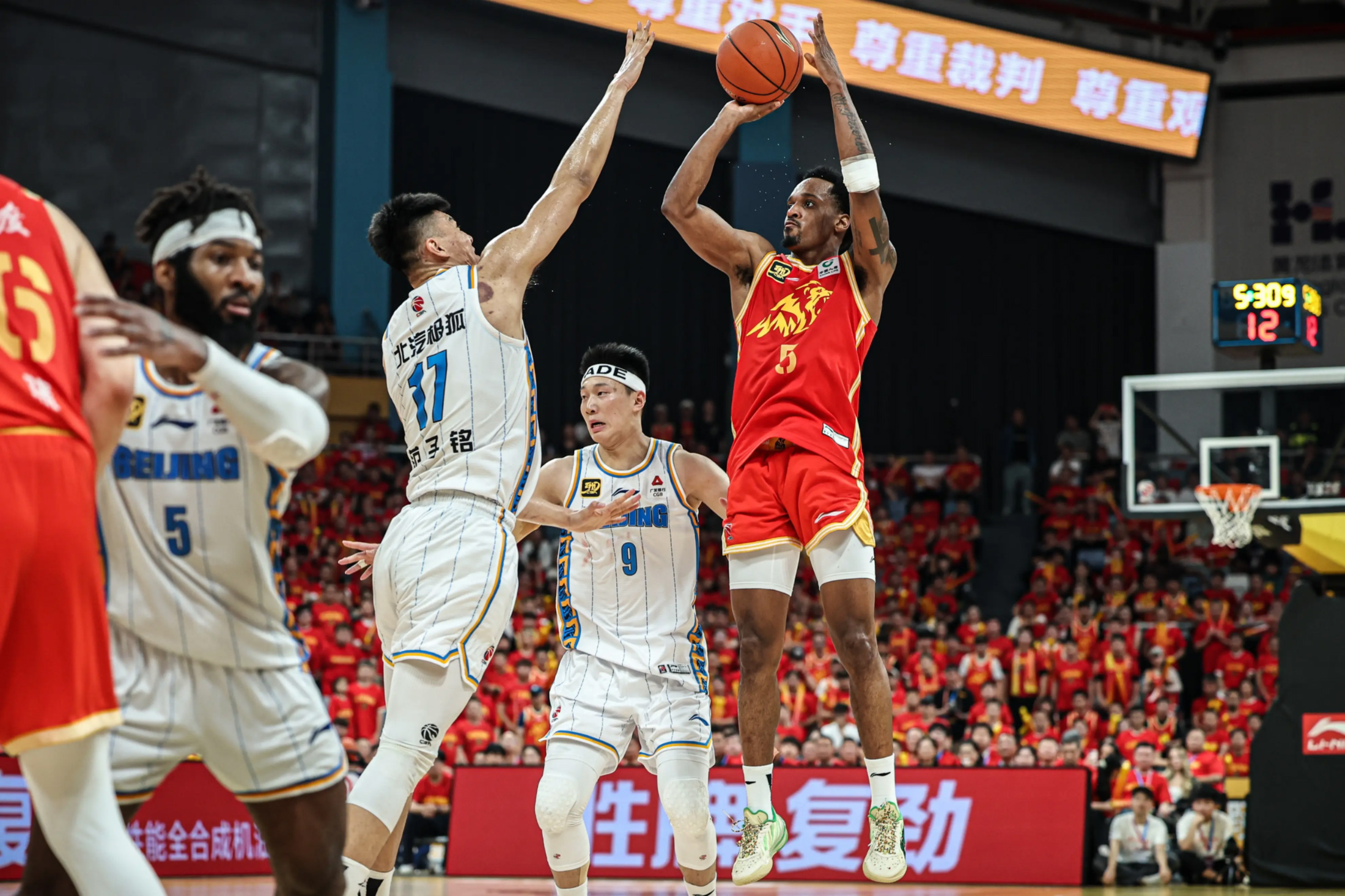 包含国际比赛日突围战来临；新疆广汇围绕NBA总决赛刷新队史纪录；震撼外界；阵容厚度经受考验的词条开云app下载
